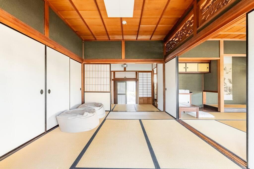 日々の宿: 宇野駅から車で5分 直島へ 最大7名様 古民家貸切 一棟貸し Tamano Exterior photo